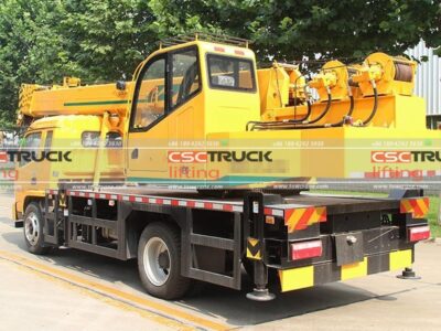 Senyuan 8Ton Crane With Yituo Dongfanghong Chassis
