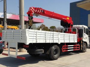 ቲያንጂን 180 የፈረስ ጉልበት 4X2 15ቶን የጭነት መኪና ከክሬን ጋር