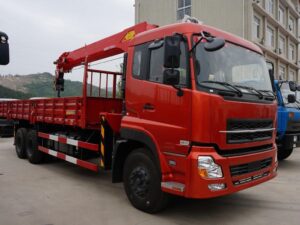 ቲያንሎንግ 245 የፈረስ ጉልበት 6X4 25ቶን የጭነት መኪና የተገጠመ ክሬን።