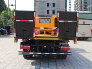 Tiger Vn 130 Horsepower 4X2 Wrecker With Climbing Ladder