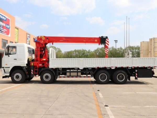 Valin Star 245Horsepower 6X2 25Ton Truck Mounted Crane