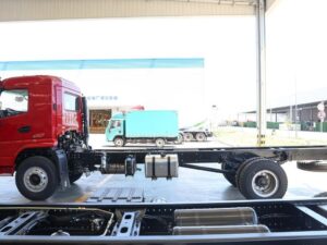Ipo Yi 6 200Horsepower 4X2 5.5Meter 8Ton Rori Yakaiswa Crane