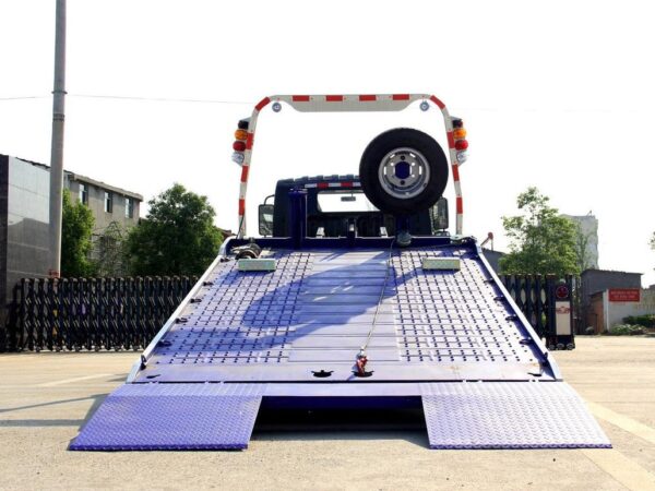 Xuande X9 130 Horsepower 4X2 4Ton Road Rescue Wrecker