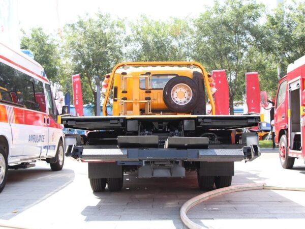 Delong K3000 4X2 4Ton Wrecker