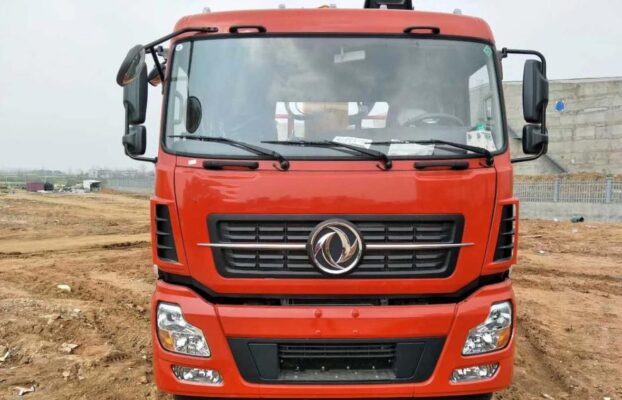 Dongfeng 31 Телескопічний кран-вантажівка Ton