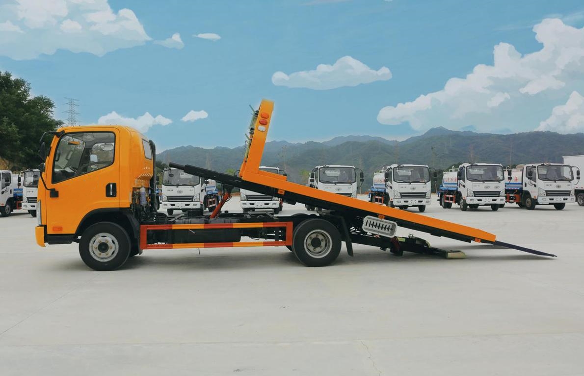 Faw 4.4 Ton Rollback Carrier (3) Faw 4.4 Ton Rollback Carrier