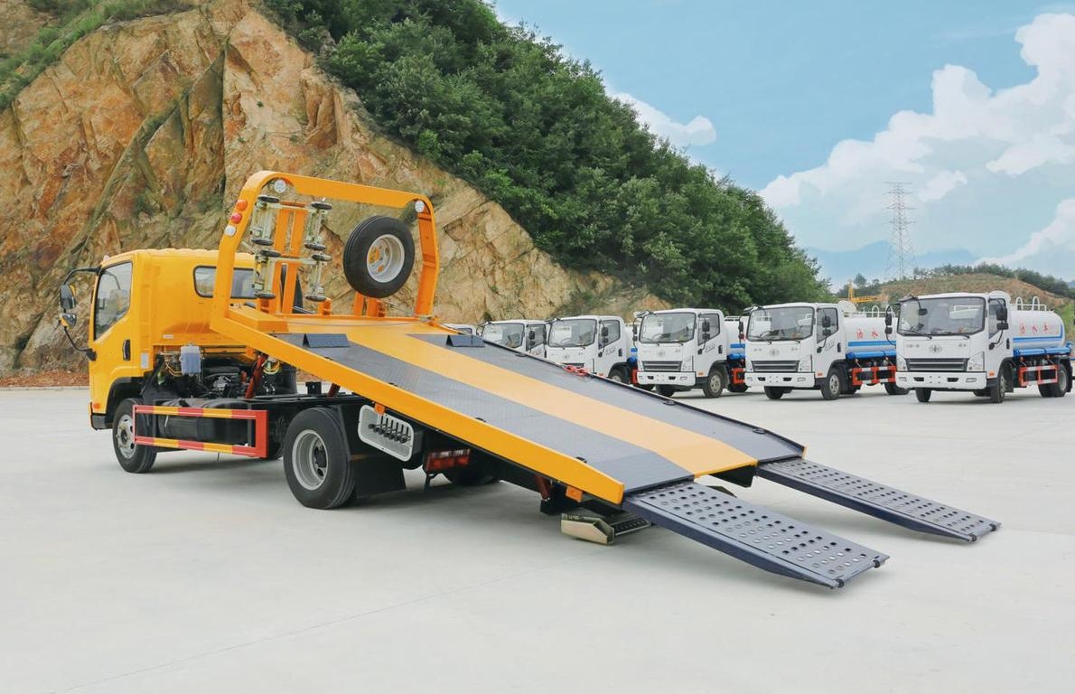 Faw 4.4 Ton Rollback Carrier (4) Faw 4.4 Ton Rollback Carrier