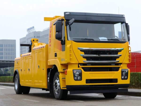 Genlyon C6 330Horsepower 4X2 7Ton Wrecker
