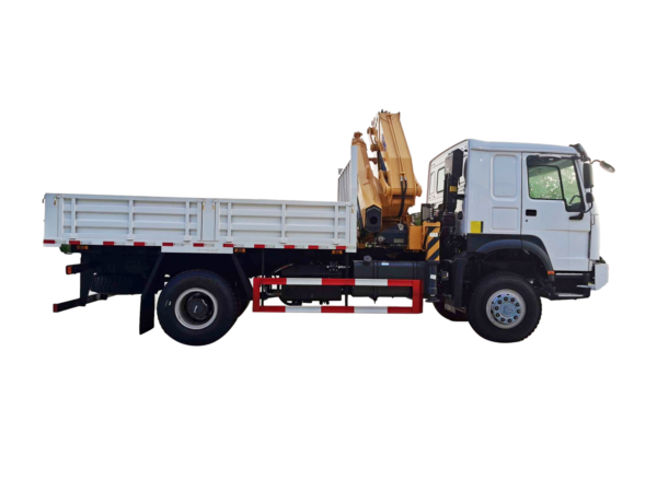 HOWO Truck 4X2 5.7Ton Mounted Palfinger Crane