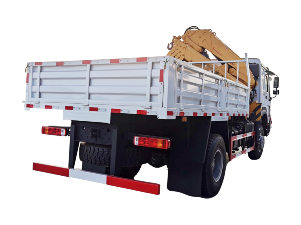 HOWO Truck 4X2 5.7Ton Mounted Palfinger Crane