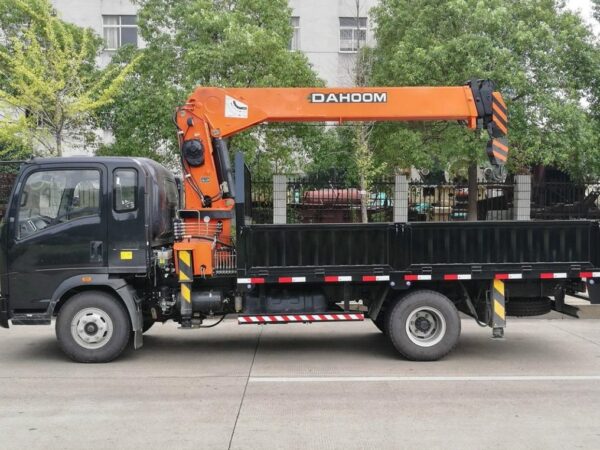 Howo 10 Ton Truck Telescopic Crane