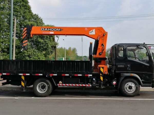 Howo 10 Ton Truck Telescopic Crane