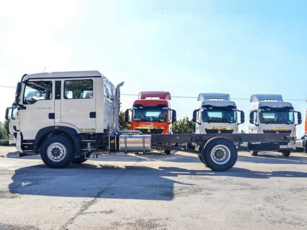 Howo 13.6 Ton Telescopic Aerial Lift Truck