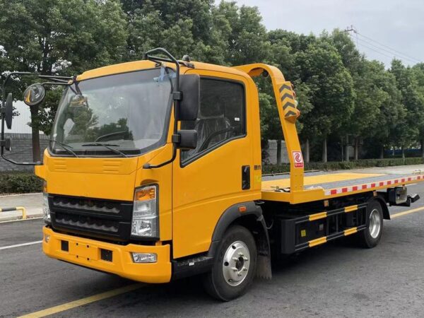 Howo Dream Chaser 115Horsepower 4X2 4Tons 6Meter Wrecker