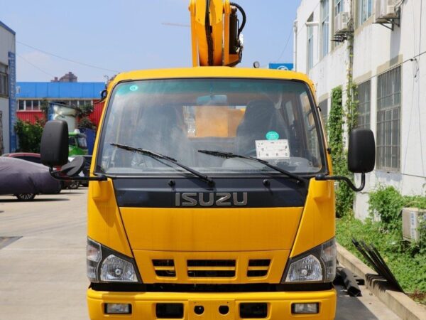 Isuzu 5.7 Ton Articulated Bucket Lift Truck