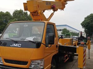 JMC 4.5 Ton Articulated Bucket Lift Truck