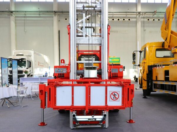 Jmc 4.5 Tonowy podnośnik teleskopowy