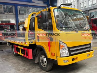 Xin Aopuli 127Horsepower 4X2 4Ton Wrecker