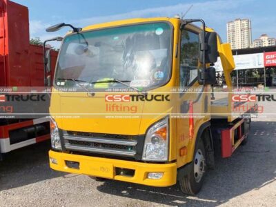 Xin Aopuli 127Horsepower 4X2 4Ton Wrecker