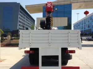 Chnegli 18 Tons Tow Truck With Crane