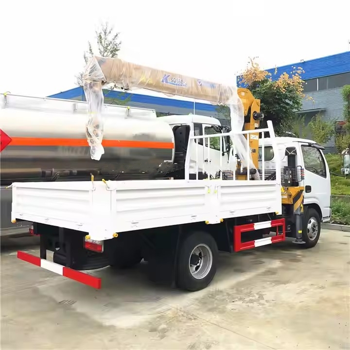 Dongfeng 3.2 Tons Telescopic Crane (3) Dongfeng 3.2 Tons Telescopic Crane