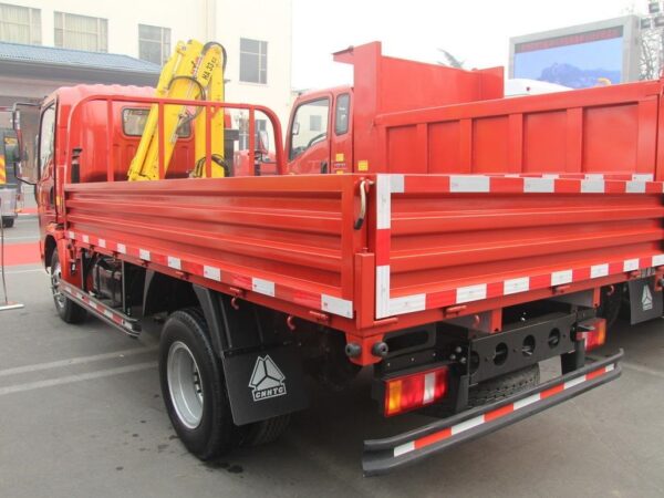 Howo 14 Tons Tow Truck With Crane