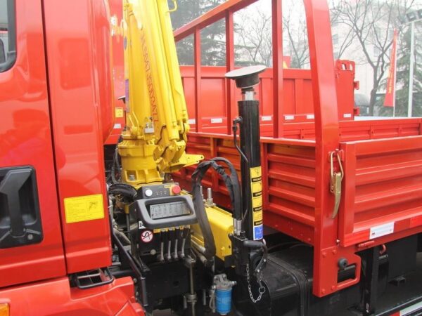 Howo 14 Tons Tow Truck With Crane