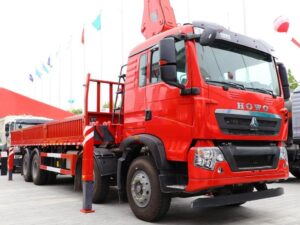 Howo 350 Horsepower Side Lifter Crane