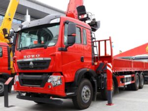 Howo 350 Horsepower Side Lifter Crane