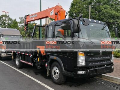 Howo 9.9 Tons Truck Telescopic Crane