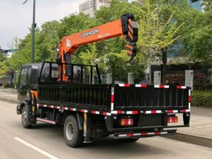 Howo 9.9 တန်ချိန်ထရပ် Telescopic Crane