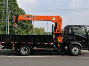 Howo 9.9 တန်ချိန်ထရပ် Telescopic Crane