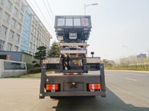 Jac 4.5 တန်ချိန်လှေကားထစ်ထရပ်ကား