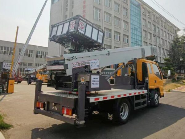 Jac 4.5 Tons Ladder Lift Truck