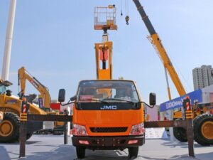 Jac 4.5Tons Articulated Bucket Lift Truck