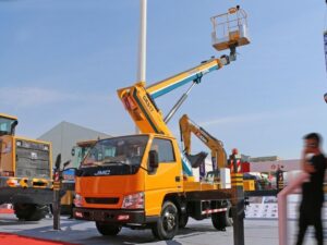 Jac 4.5Tons Articulated Bucket Lift Truck