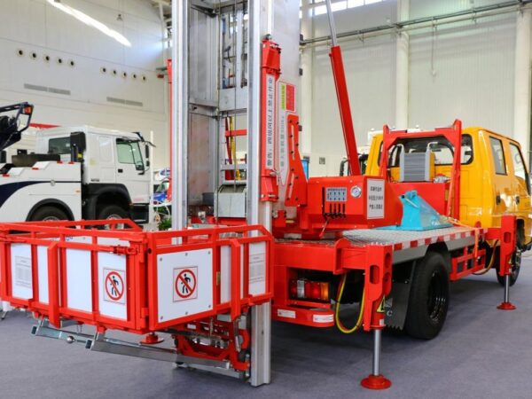 Jac 4.5Tons Telescopic Aerial Lift Truck