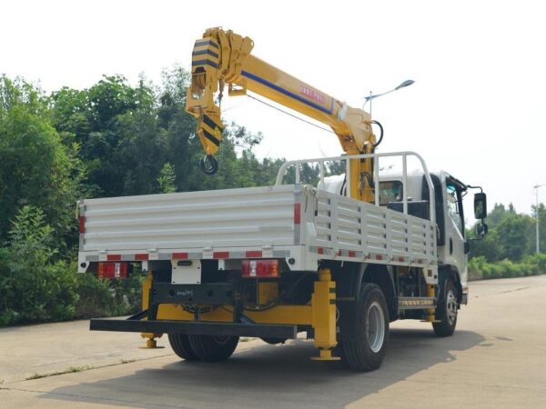 Kaima 10 Grúa telescópica u kisbuuts'o' toneladas