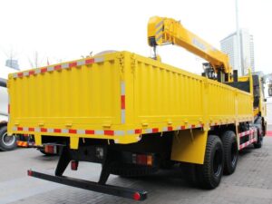 Saic 25 Tons Tow Truck With Crane