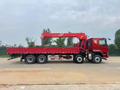 Dongfeng 14 Ton Kamiono Teleskopa Gruo