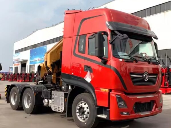 Dongfeng 30 Ton Knuckle Boom Crane Truck
