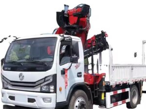 Dongfeng 6.3 Тонний кран з поворотною стрілою
