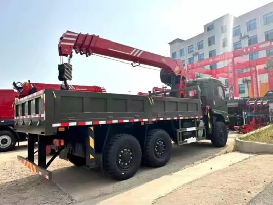 Dongfeng 8 Grúa k'uk'umel articulada u tonelada