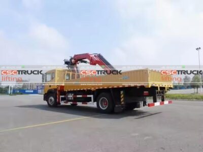Dongfeng 8 Ton Knuckle Boom Crane