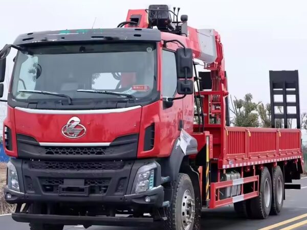 Dongfeng Liuqi 12 Ton-Knuckle-Boom-Kran