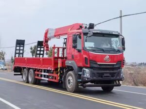 Дунфен Люці 12 Тонний кран з поворотною стрілою