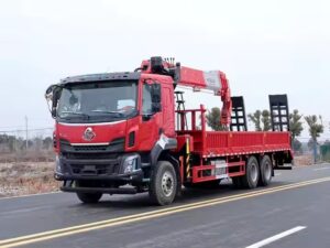 Дунфен Люці 12 Тонний кран з поворотною стрілою
