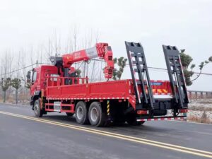 Дунфен Люці 12 Тонний кран з поворотною стрілою