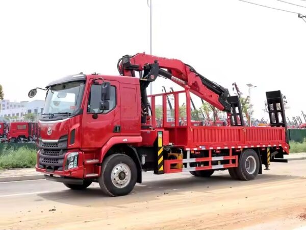 Dongfeng Liuqi 12 Camion-grue à flèche articulée d'une tonne