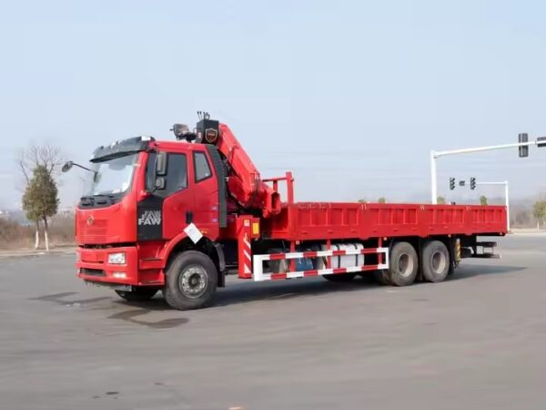 Faw 12 Ton Knuckle Boom Crane